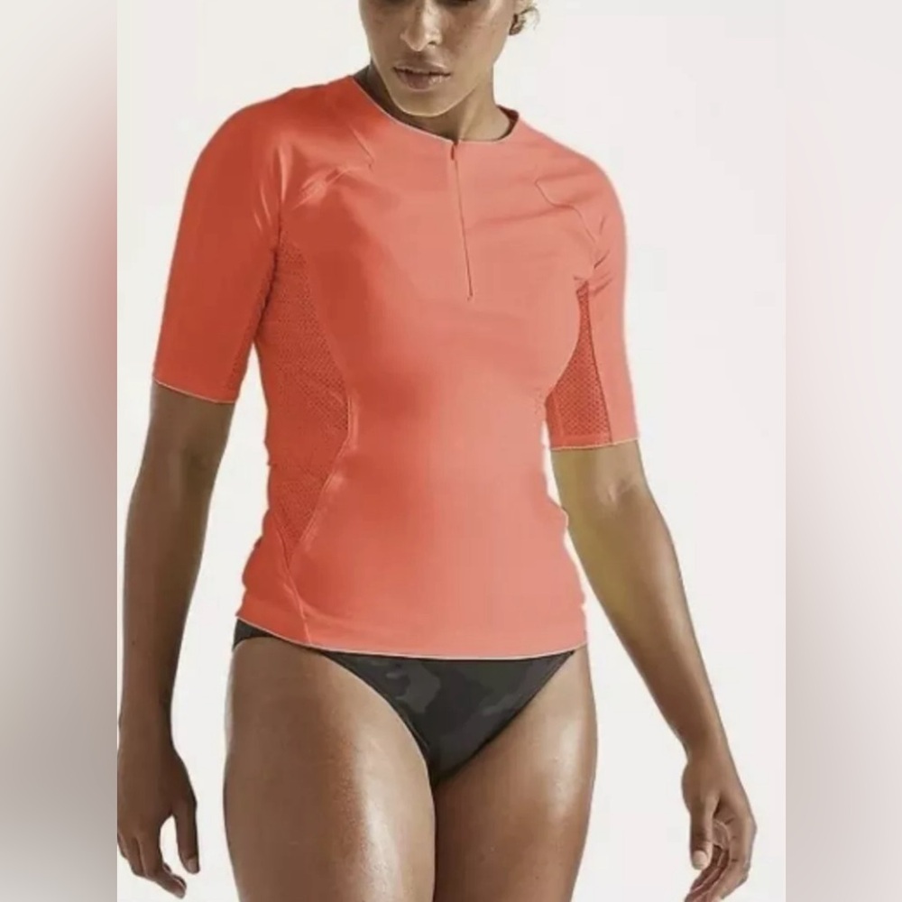 Athleta Womens Pacifica UPF Tee Orange Short Sleeve Size Small